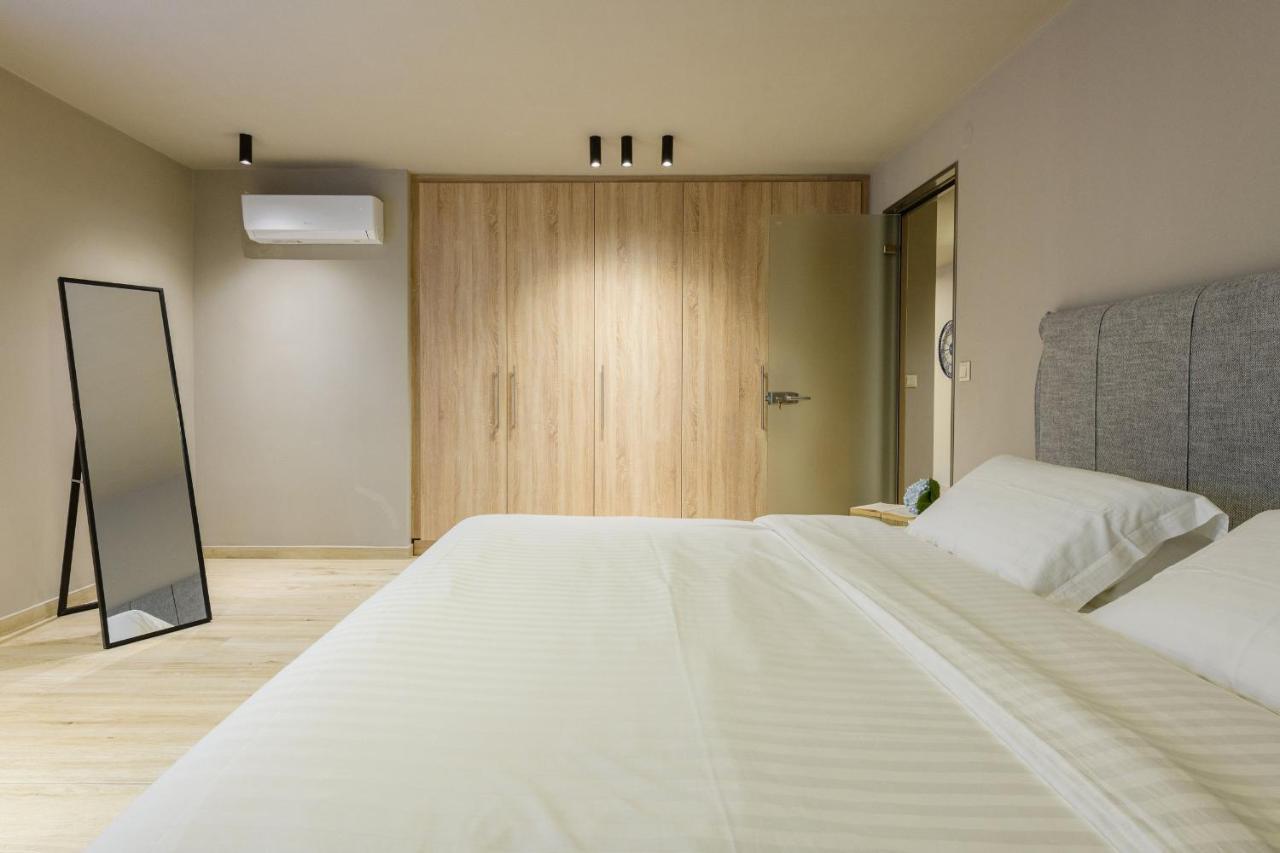 לימנאס Louloudis Apartments Complex מראה חיצוני תמונה