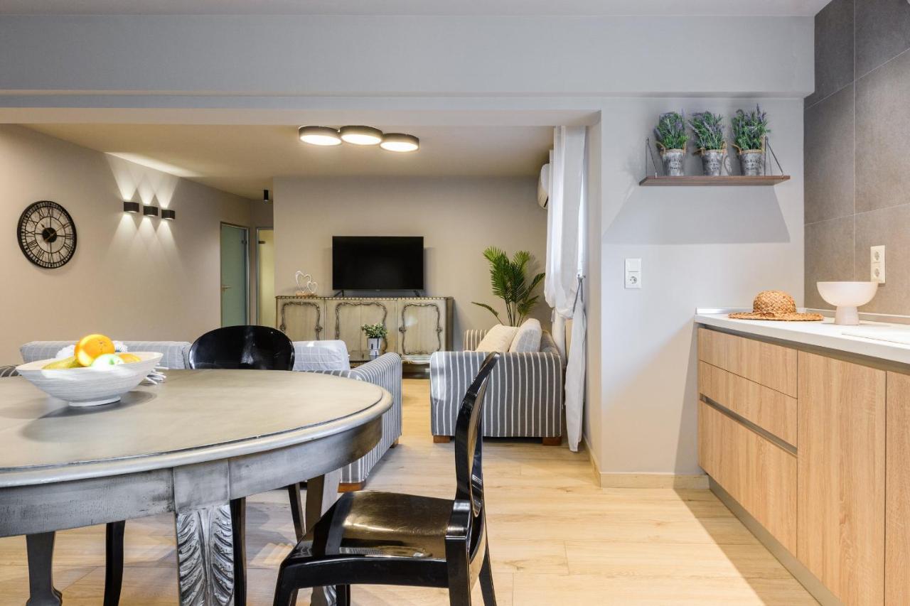 לימנאס Louloudis Apartments Complex מראה חיצוני תמונה
