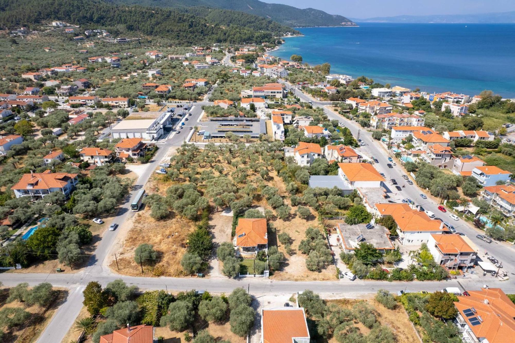 לימנאס Louloudis Apartments Complex מראה חיצוני תמונה